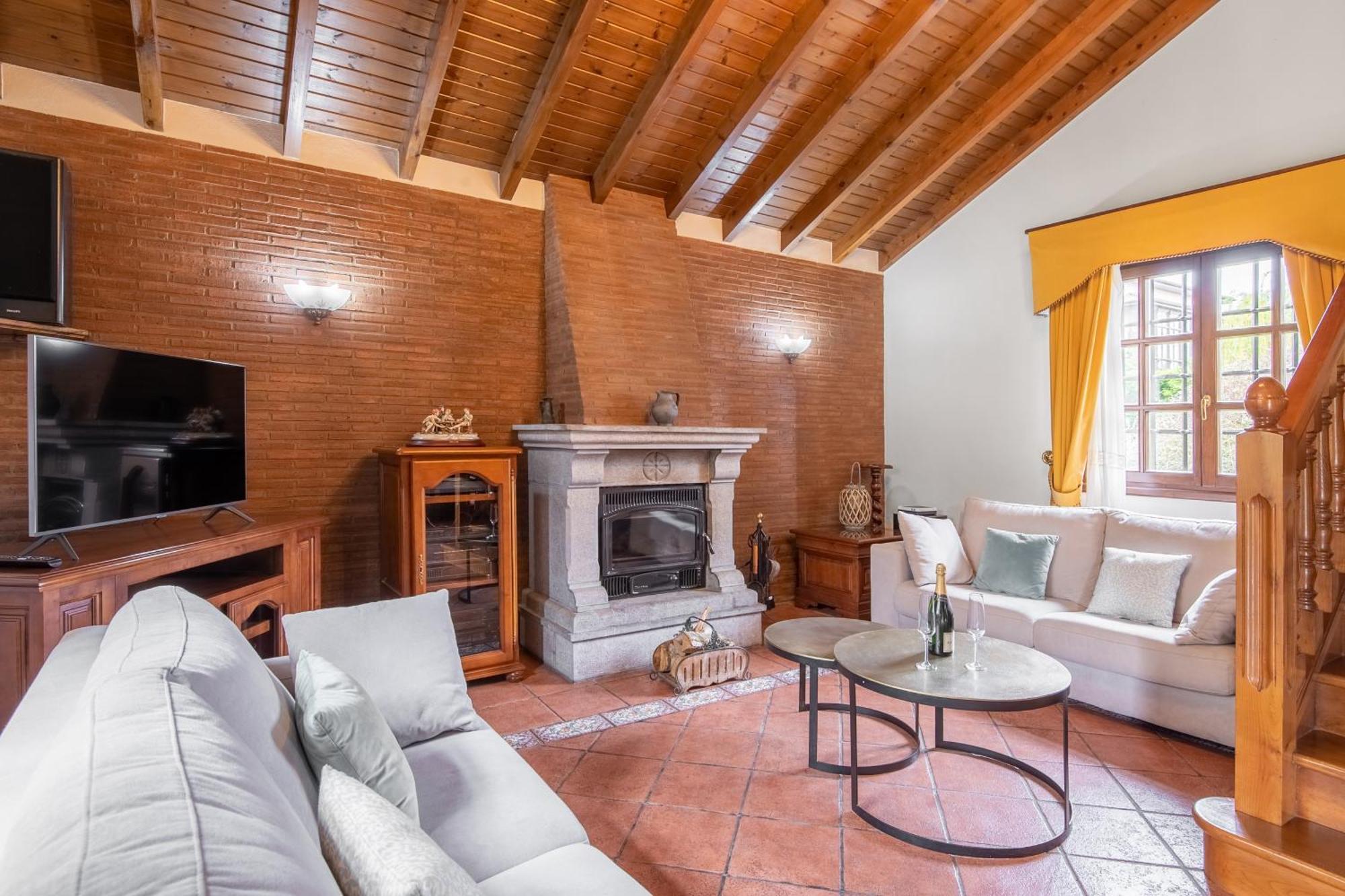 Pensjonat Casa En La Costa Con Wifi Jardin Y Barbacoa Llanes Zewnętrze zdjęcie