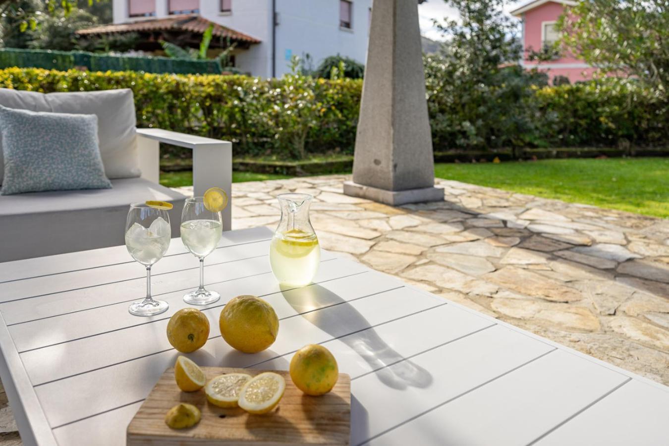 Pensjonat Casa En La Costa Con Wifi Jardin Y Barbacoa Llanes Zewnętrze zdjęcie