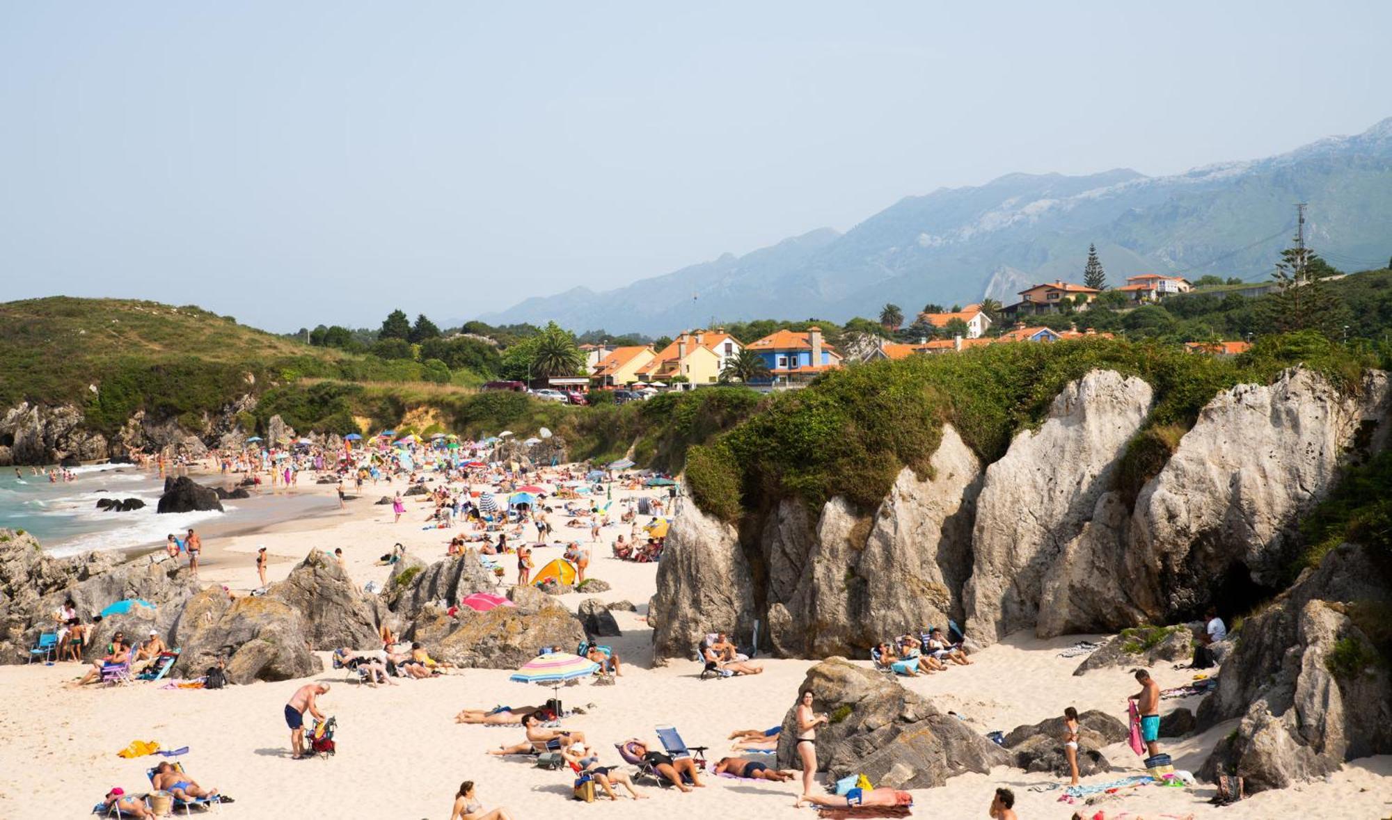 Pensjonat Casa En La Costa Con Wifi Jardin Y Barbacoa Llanes Zewnętrze zdjęcie