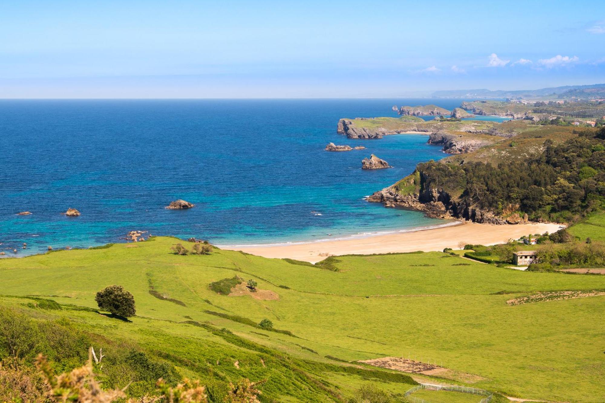 Pensjonat Casa En La Costa Con Wifi Jardin Y Barbacoa Llanes Zewnętrze zdjęcie