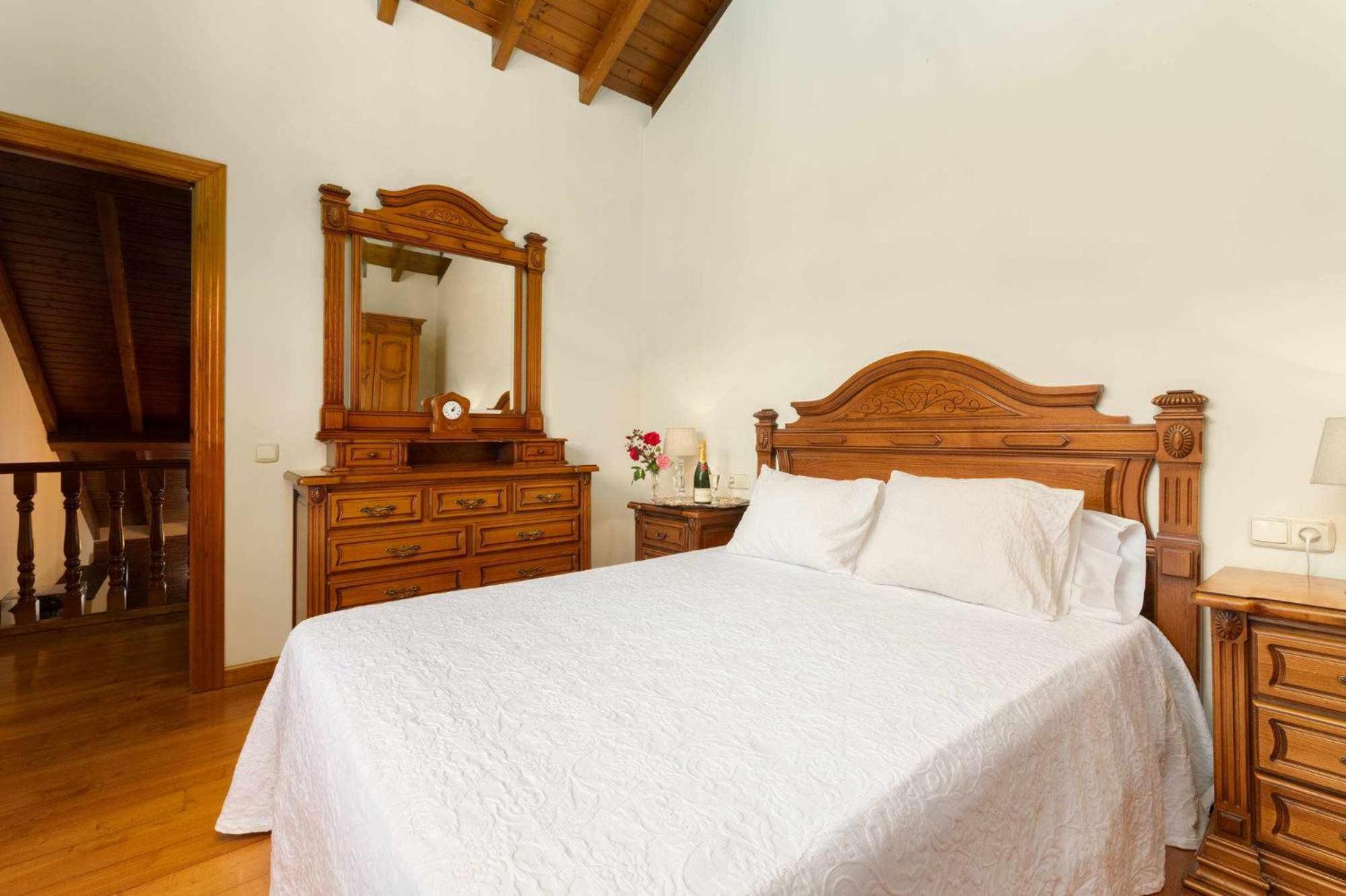 Pensjonat Casa En La Costa Con Wifi Jardin Y Barbacoa Llanes Zewnętrze zdjęcie